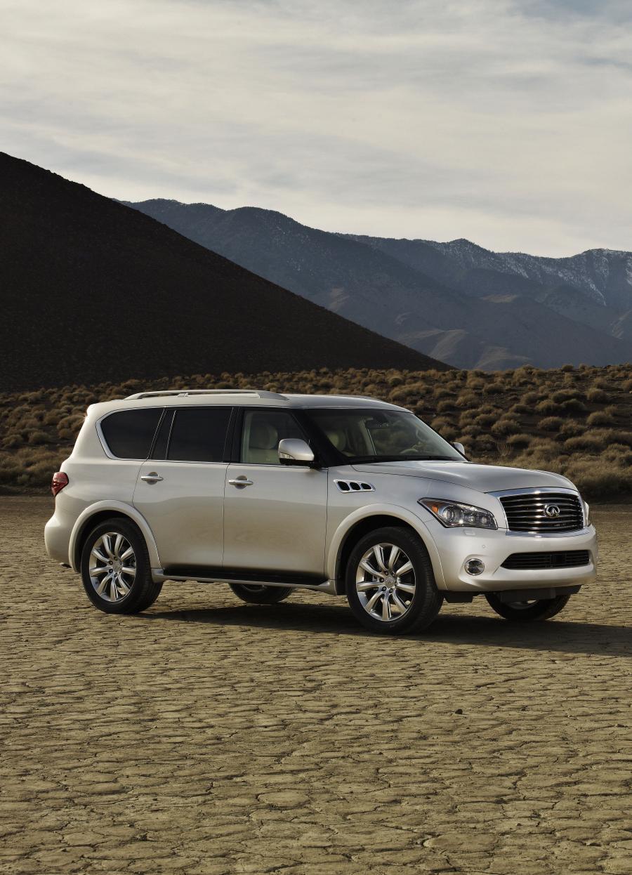  Infiniti QX56 2011 года  (фото 42 из 74)